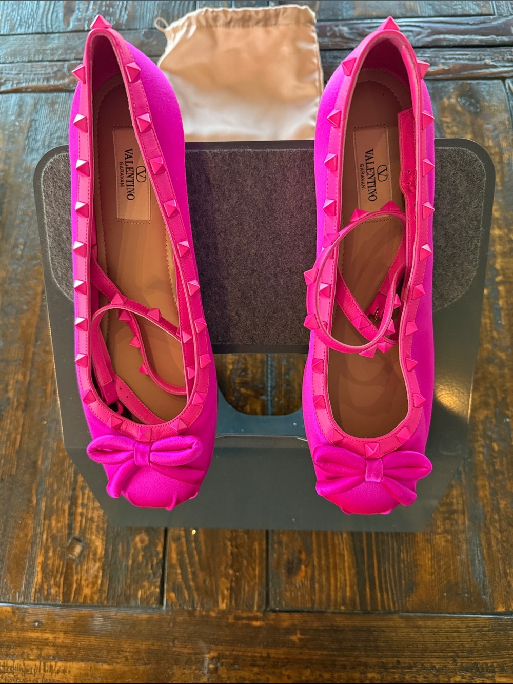Valentino Pink Rockstud Bow Ballet Flats